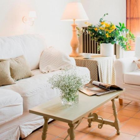 Mas Del Mar Guest House Sant Pere Pescador Bagian luar foto