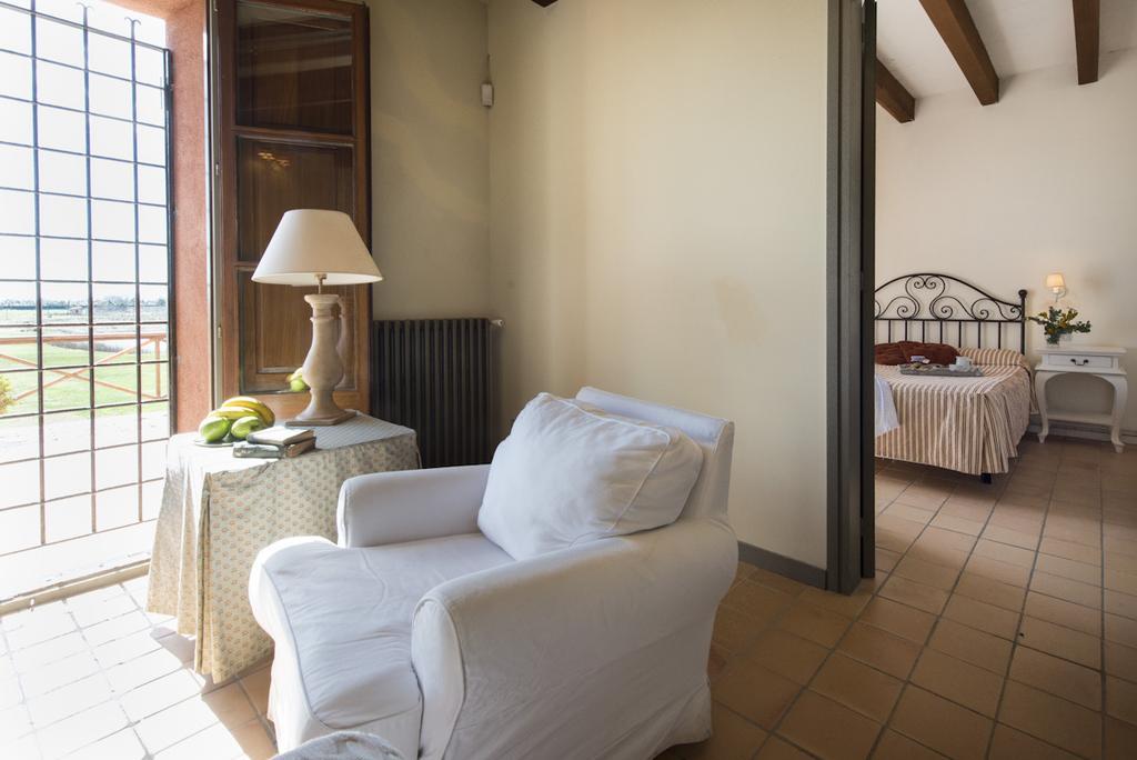 Mas Del Mar Guest House Sant Pere Pescador Bagian luar foto