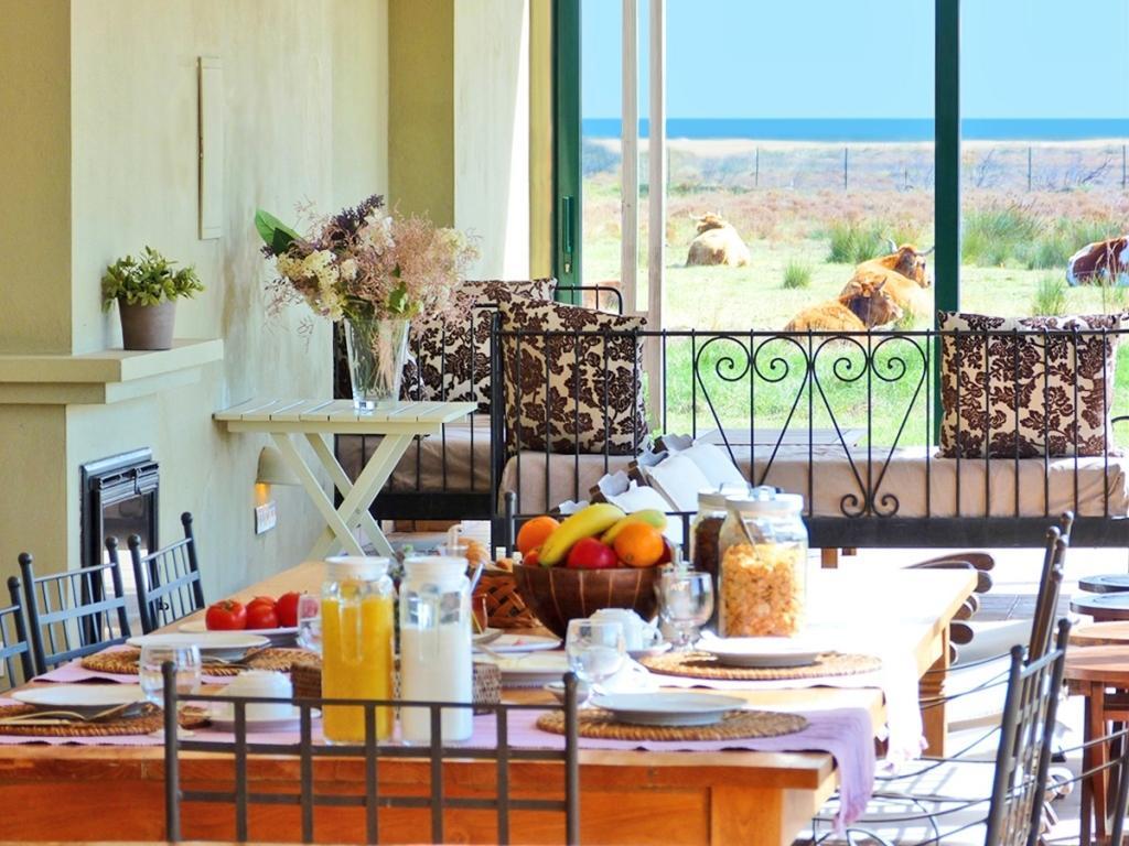 Mas Del Mar Guest House Sant Pere Pescador Bagian luar foto